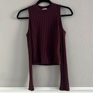 Cold shoulder long sleeve